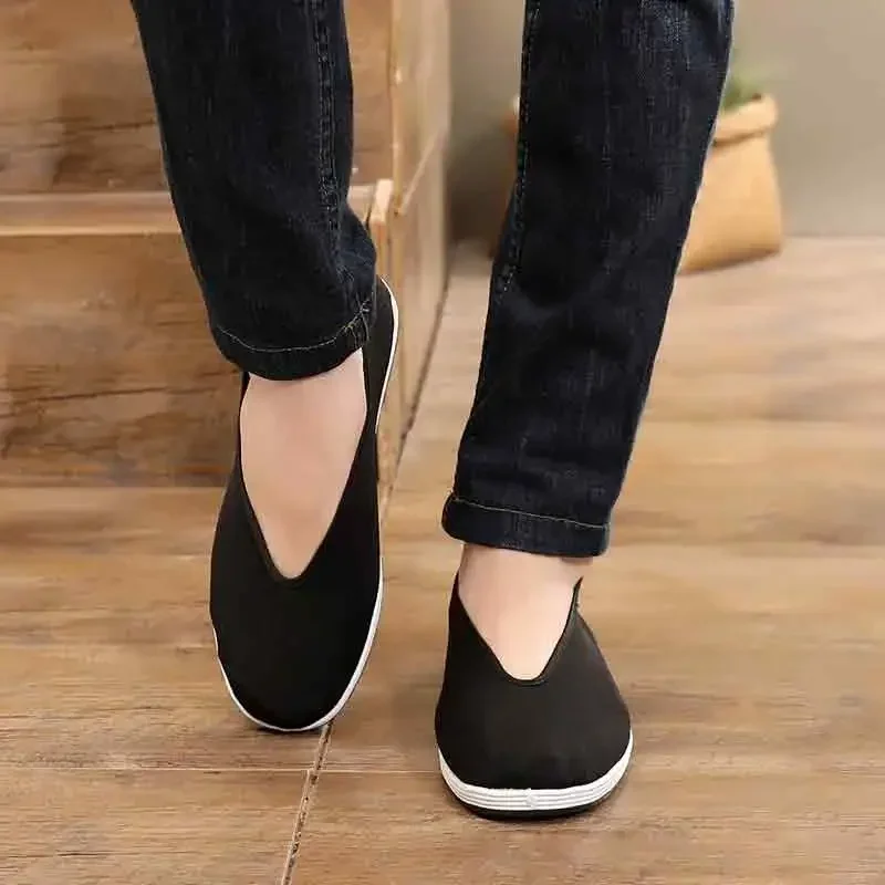 New Chinese Traditional Martial Arts Shoes Men Kung Fu Wing Chun Tai-Chi Wushu Black Cloth Old Beijing Casual Shoes Sport Sneake