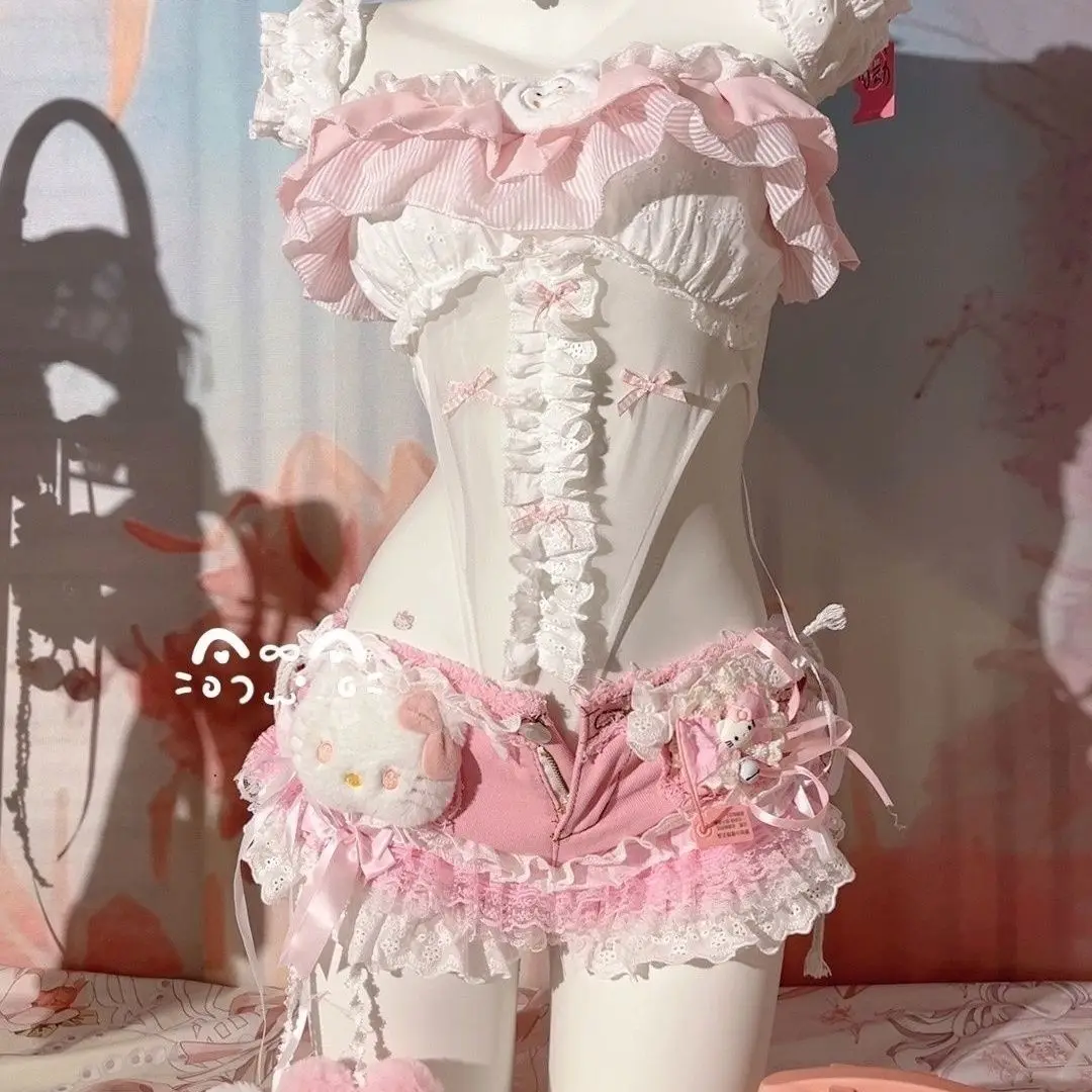 

Y2K комплект Hello Kitty, кавайная одежда, боди, женские украшения с цветочным бантом, лоскутная кружевная отделка, ажурная нижняя часть с открытой спиной, подарок