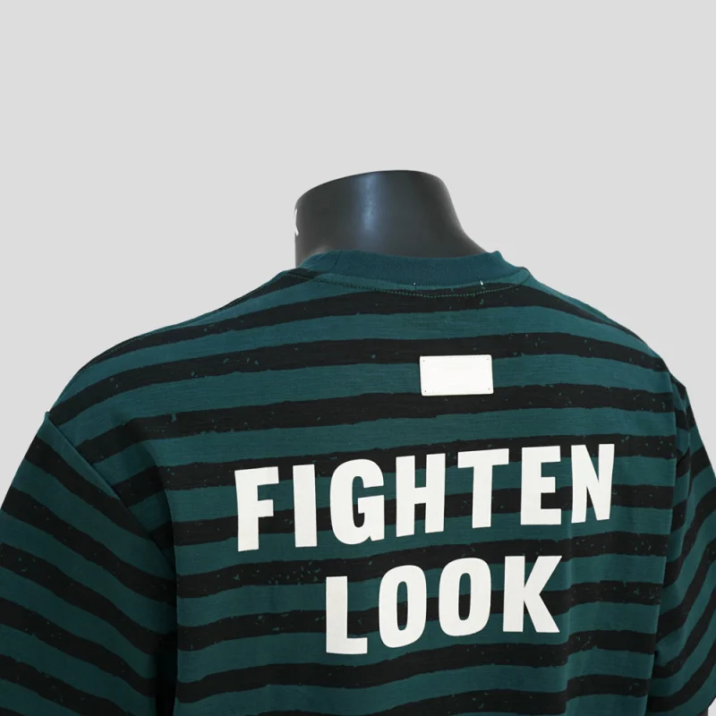 

2023 новая летняя модная уличная свободная универсальная футболка с короткими рукавами и контрастным полосатым принтом в стиле ретро для мужчин