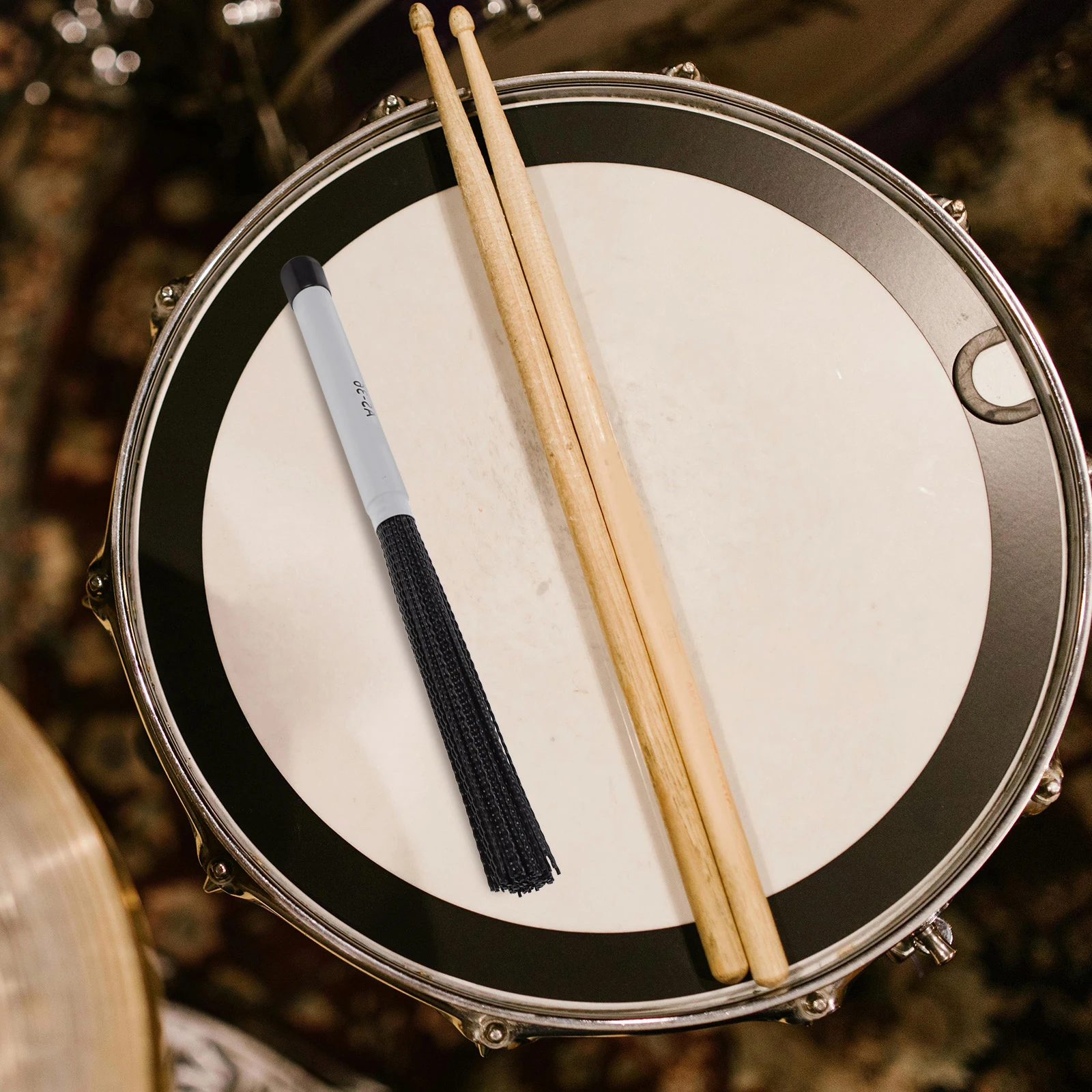 1 par de escova de tambor, fio de nylon retrátil para instrumentos de percussão, tambores de jazz, acessório de efeito sonoro