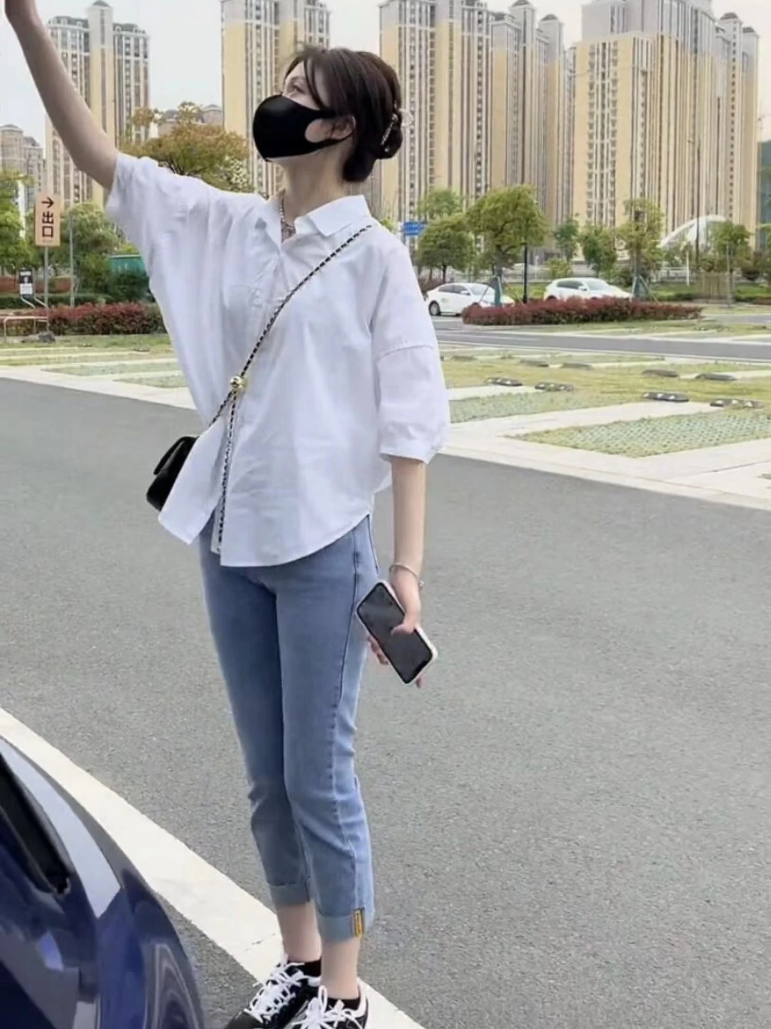 패셔너블한 안티에이징 여름 세트 여성용 하이웨이스트 슬리밍 데님 9피스 투피스 슈트 홍콩 스타일