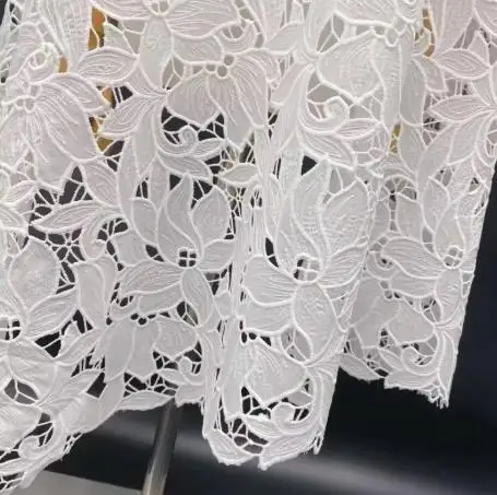 

Elegant Water Soluble Milk Silk Embroidered Lace Fabric for Wedding Gowns Fashion Clothing Trims By The Yard