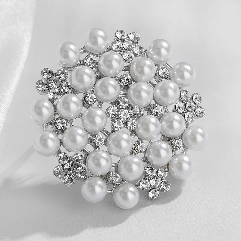 SKEDS Luxury Pearl Elegant Women Brooches Pins Rhinestone Retro Wedding Party Accessories Crystal Exquisite Brooch Pin Gift