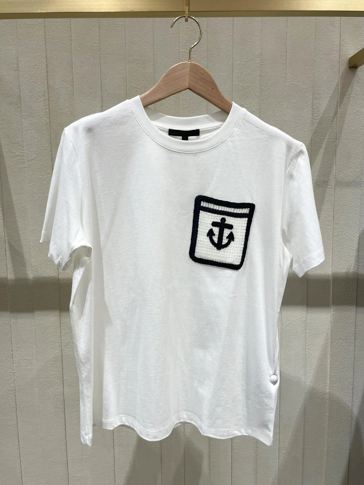 

M Home Nan You Высококачественный женский летний нежный повседневный универсальный топ с тяжелой вышивкой, простой топ свободного кроя, ort S...