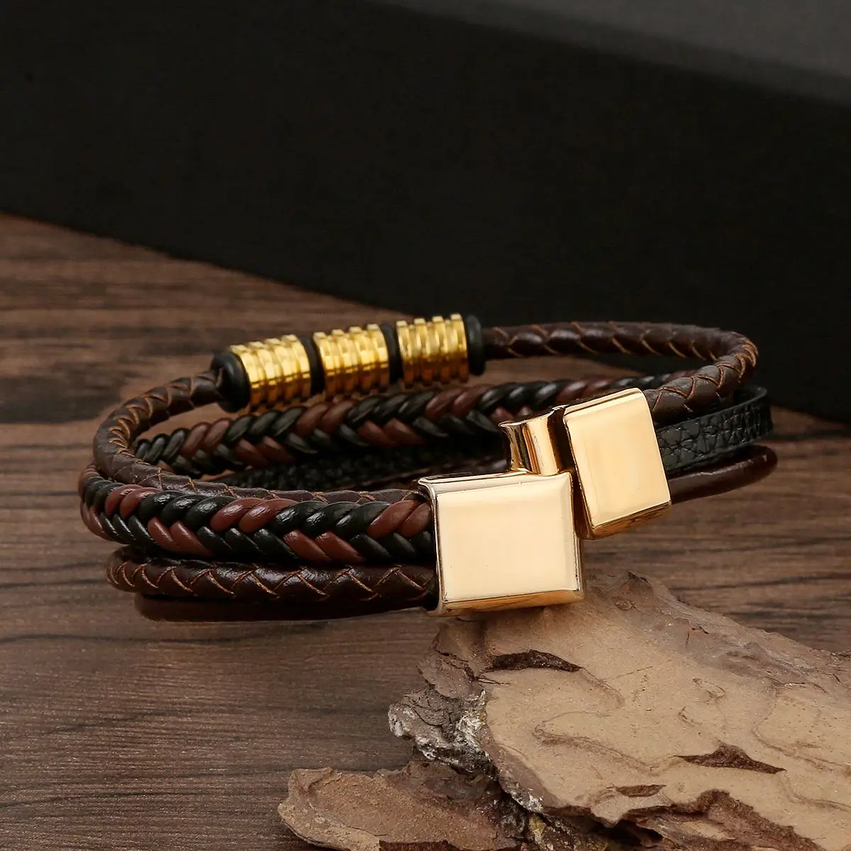 Individual Party Rock Leather Bracelets Alloy Magnetic Buckle Hand-Woven  Charm Bracelet Men Punk Goth 4-Layer Leather Bracelets