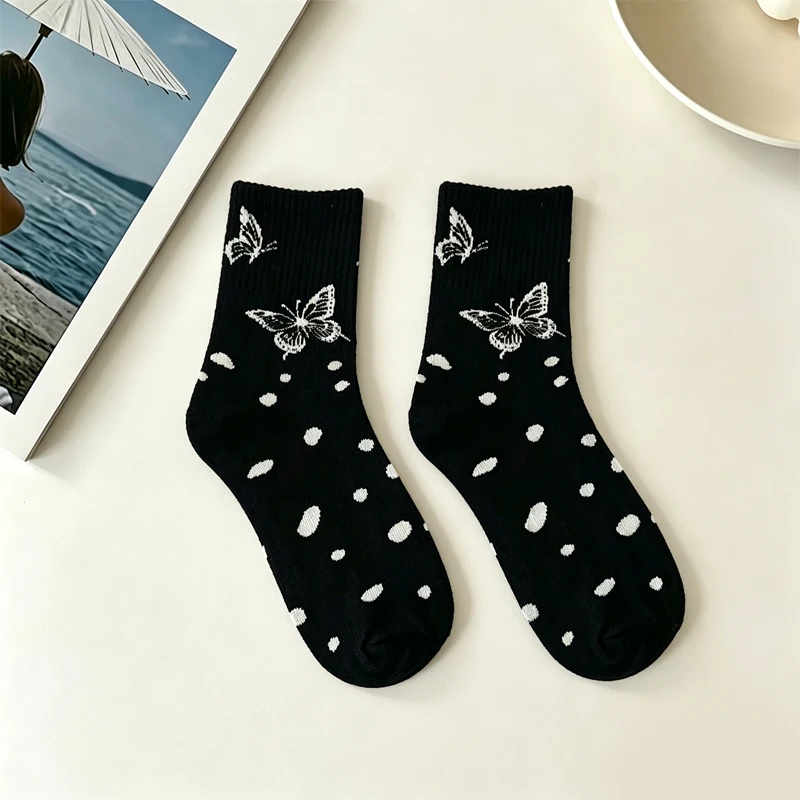 5 Pairs of Knitted embroidery Women's Black Mid-Calf butterfly English Alphabet Design Combination Socks