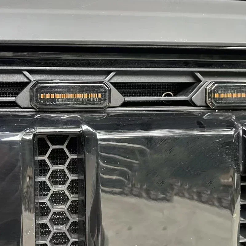 Fit For Chery Jetour Traveller Medium Mesh Light LED Small Yellow Light Front Grille Decorative Light