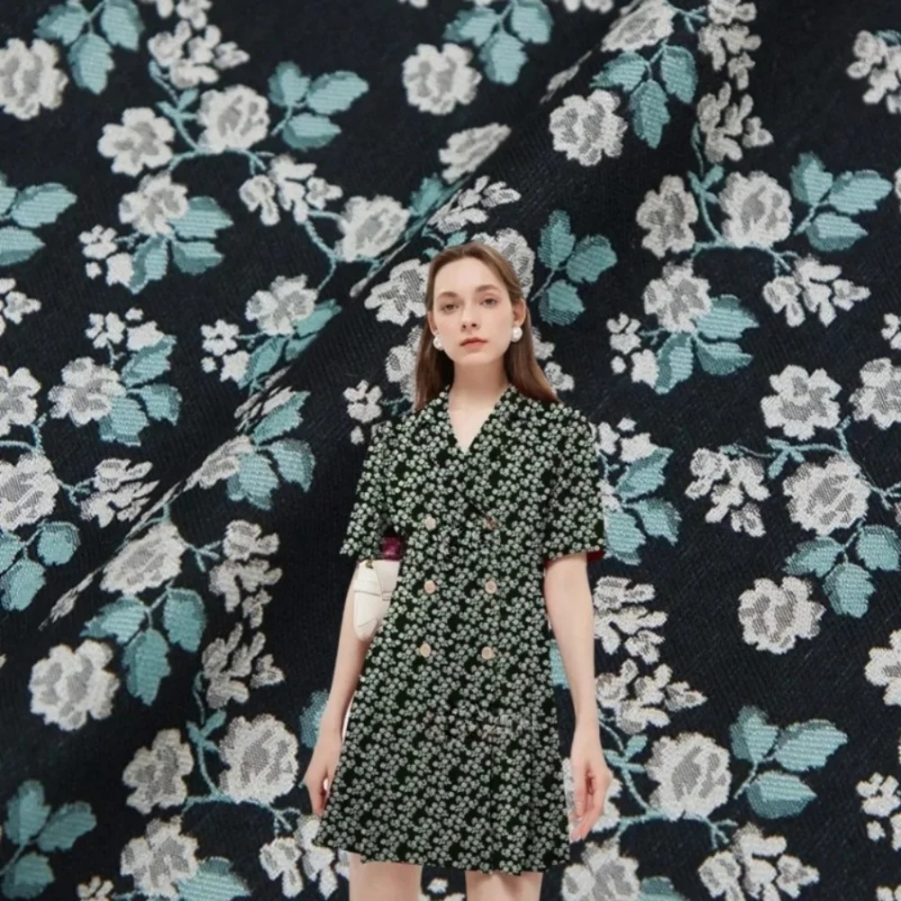 

Yarn-dyed Brocade Jacquard Fabric Spring Autumn Small Floral Dress Cheongsam Windbreaker Brand Fashion Design Wholesale Cloth