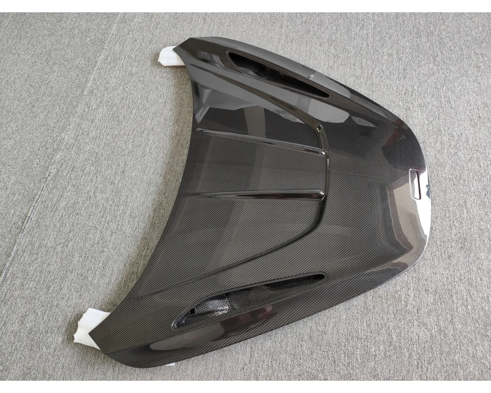 

Ry Style Carbon Fiber Engine Hood for Upgrading McLaren 720S