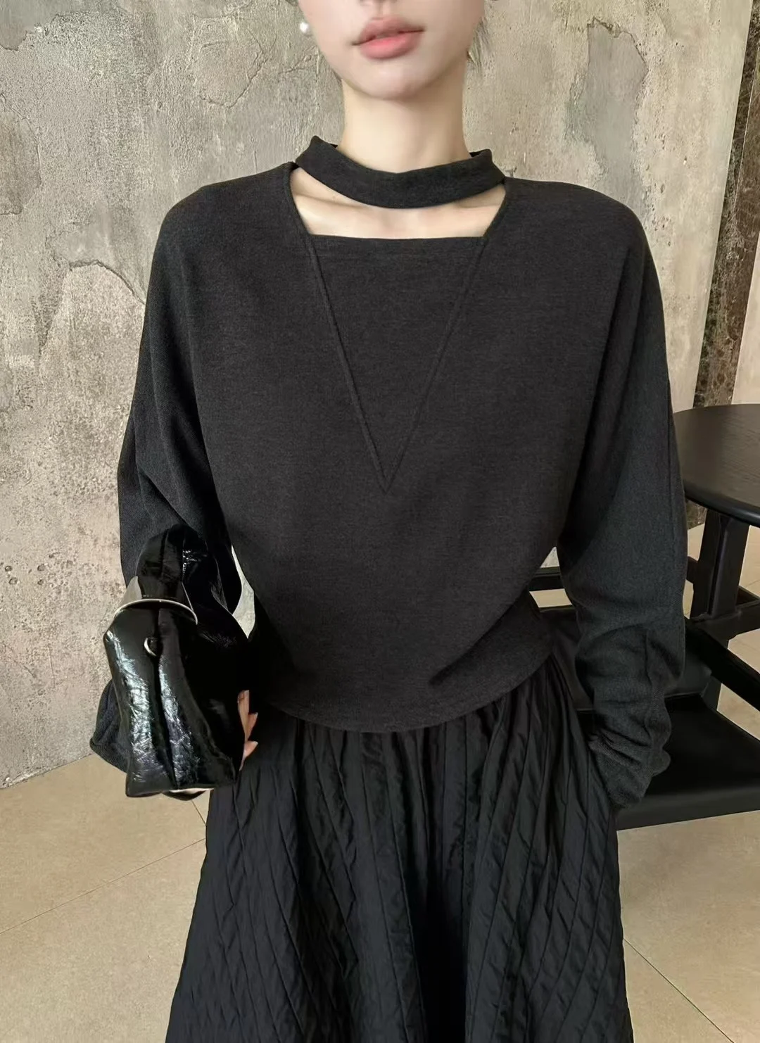 

Korean Sle Long Sve V-Ne T-irt Women's Casual Top Thi Winter Cotton Pure Color Commute Faion Ladies' Tee