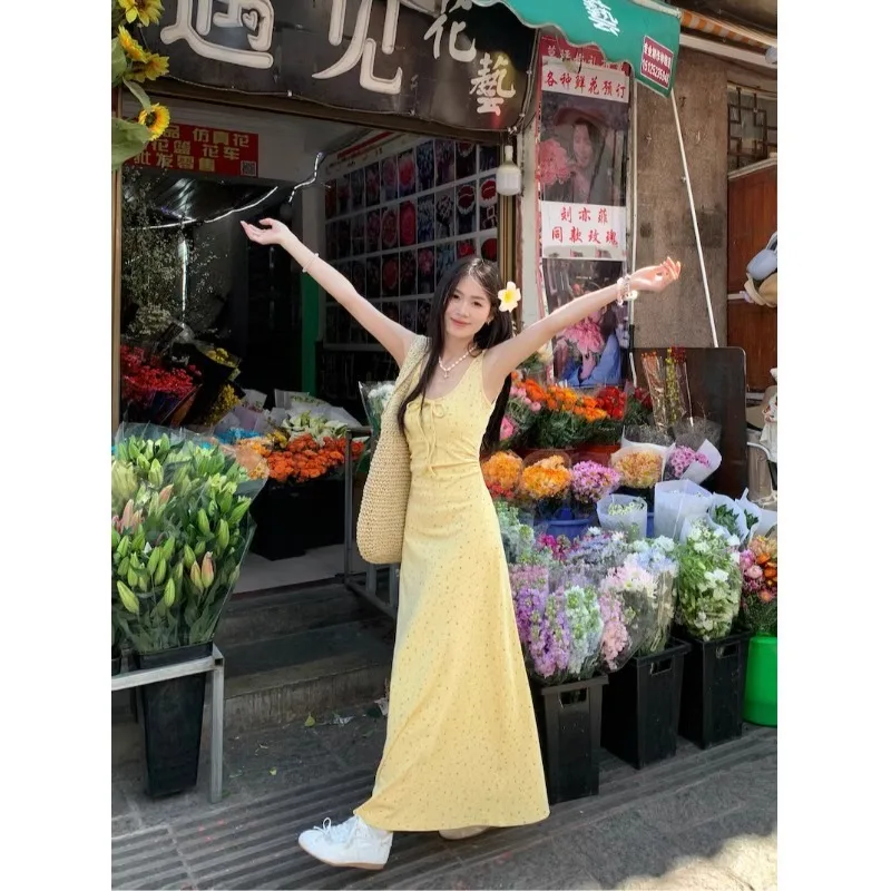 Yellow floral sleeveless tank dress with straps for women 2025 summer new style French sweet and gentle style long dress