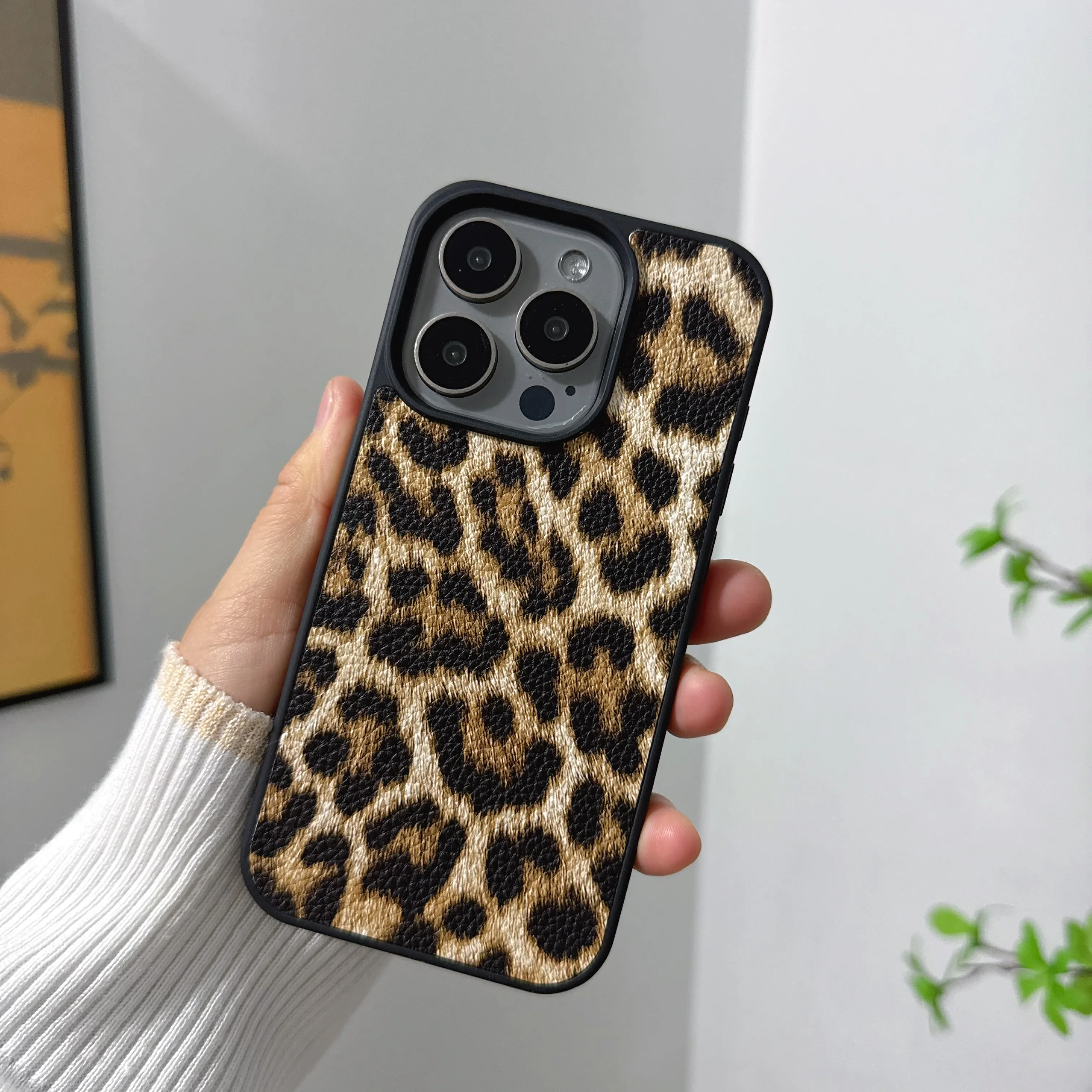 Leopard Print Pattern For Samsung Galaxy Z Flip 8 7 6 ZFold 7 6 S24 S26 S25 S23 Ultra PU Leather Case Hard Shockproof Back Funda