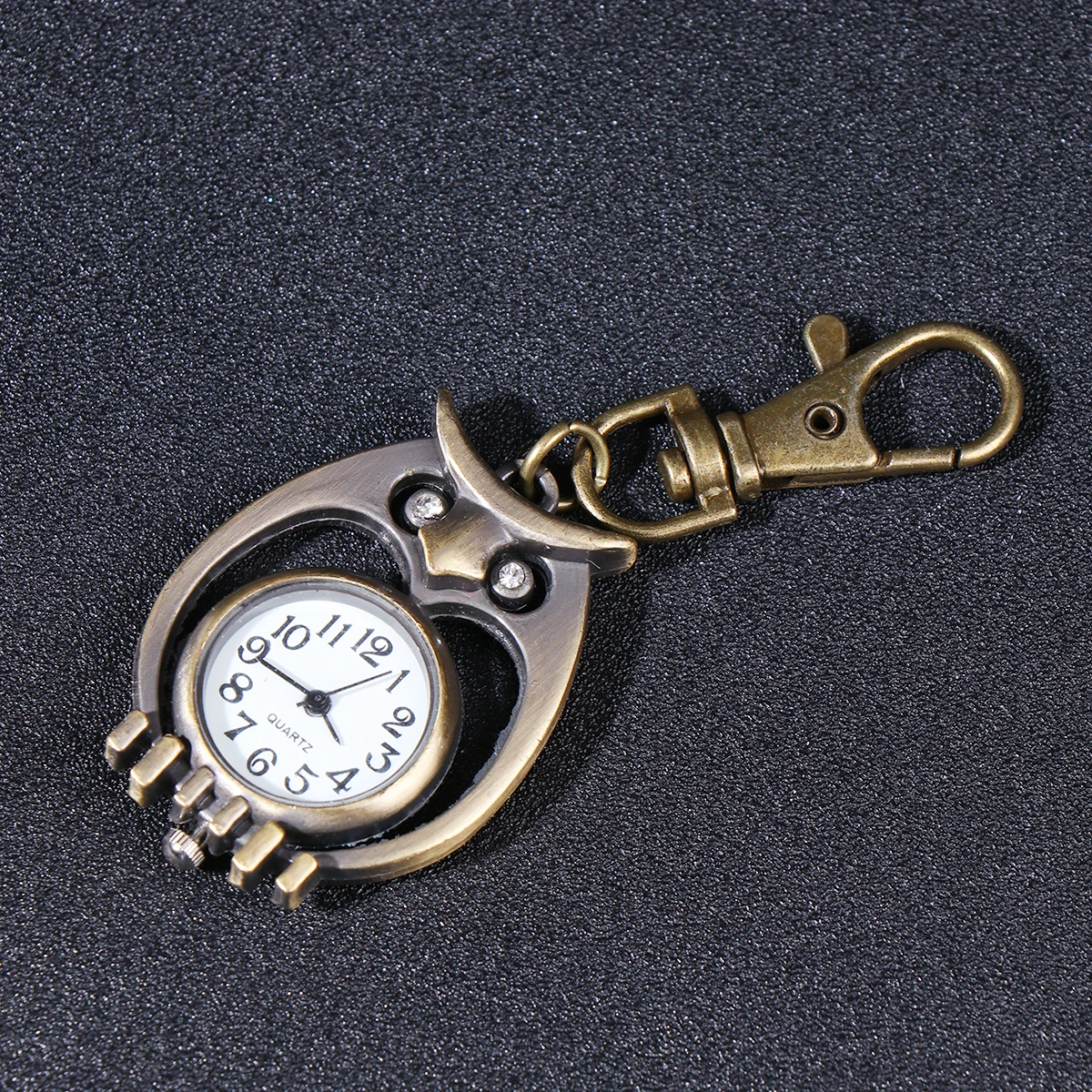 

Cute Owl Shaped Vintage Pocket Watch Keychain Creative Key Ring Quartz Durable Design For Gift Collectors Decoration