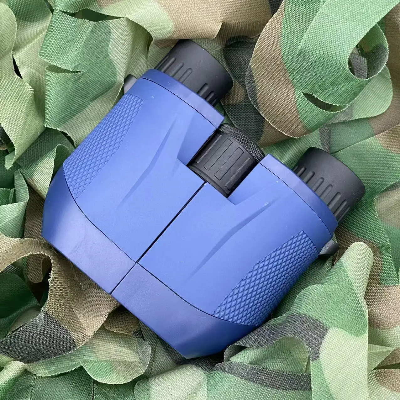 

10x25 High-Powered L Binoculars for Adults: Crisp HD Viewing for Birding, Hunting & Cruise Adventures