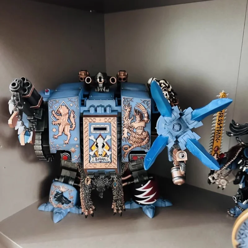 Disponibile Joytoy 40k Space Wolves Bjorn Action Figure Decorazione bambola Serie regalo Collezione di ciondoli Modello originale Pretty Cure