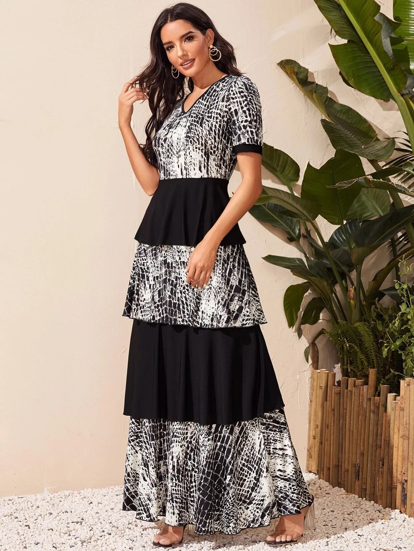 2024 Printed V-neck Cake Dress for Women Summer Short Sleeve Long Muslim Dress Women Dubai Abaya Elegance Kaftan Femme Musulman