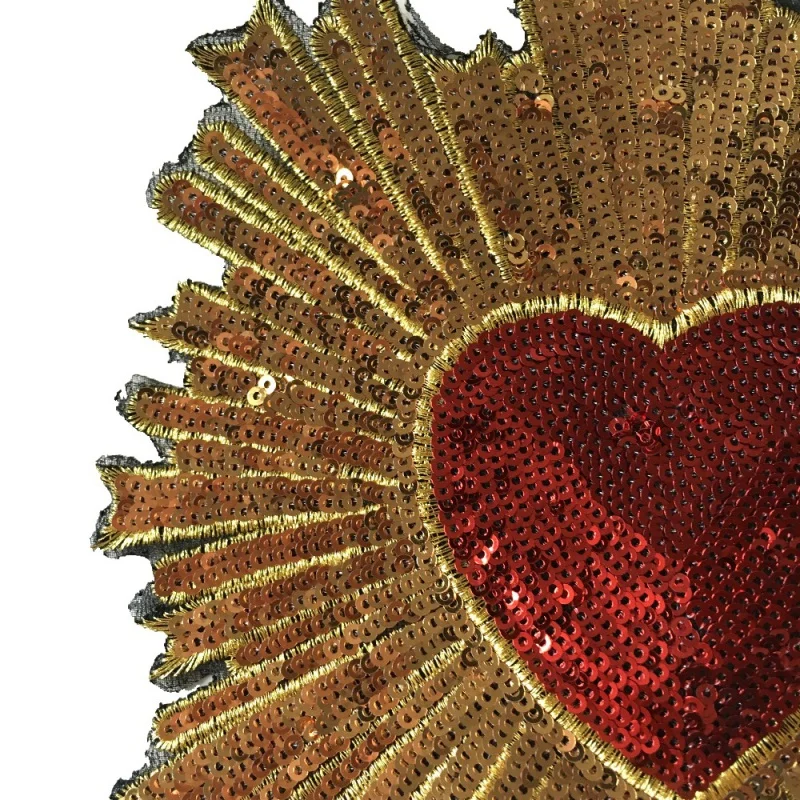 Decorazione fai da te Appliques paillettes forma di cuore per vestiti 3D patch con paillettes cuore rosso lucido con perline piccoli distintivi