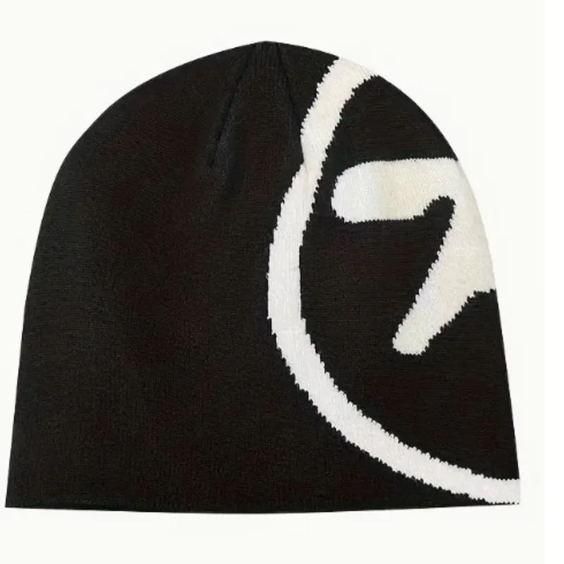 Hip Hop Jacquard Y2K Beanie Classic Black & White Color Block Knit Hats Warm Beanies Elastic Skull Cap For Women Men