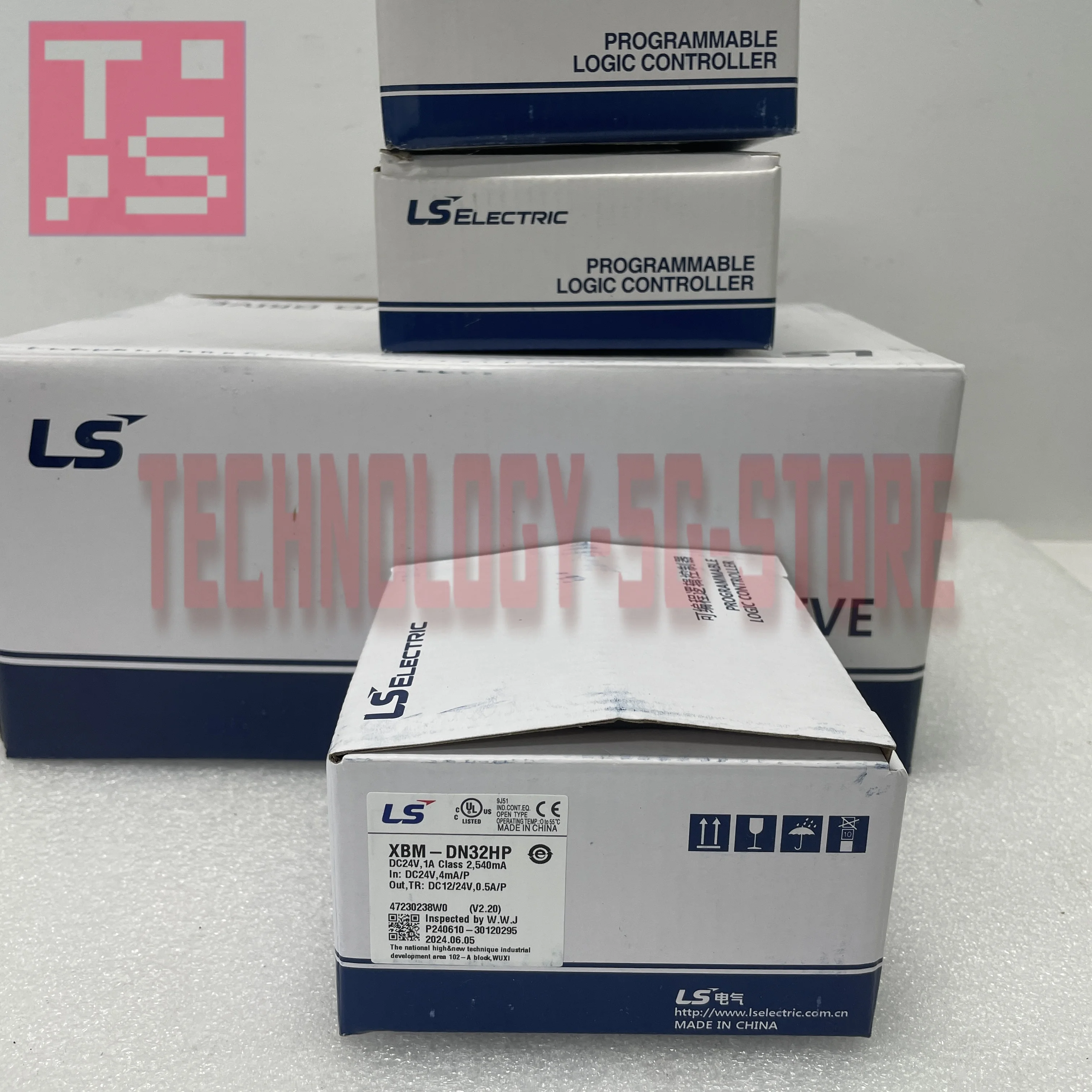 PLC 모듈 XBM-DN32HP XBF-AH04A XBF-LD02S 100% 신규