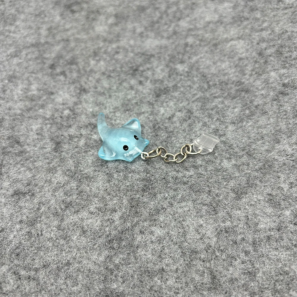 1pcs Adorable Practical Mini Resin Sting Ray Dust Plugs for Mobile Phone, Tablets, Laptops, USB-C/Type C& Lightening Port