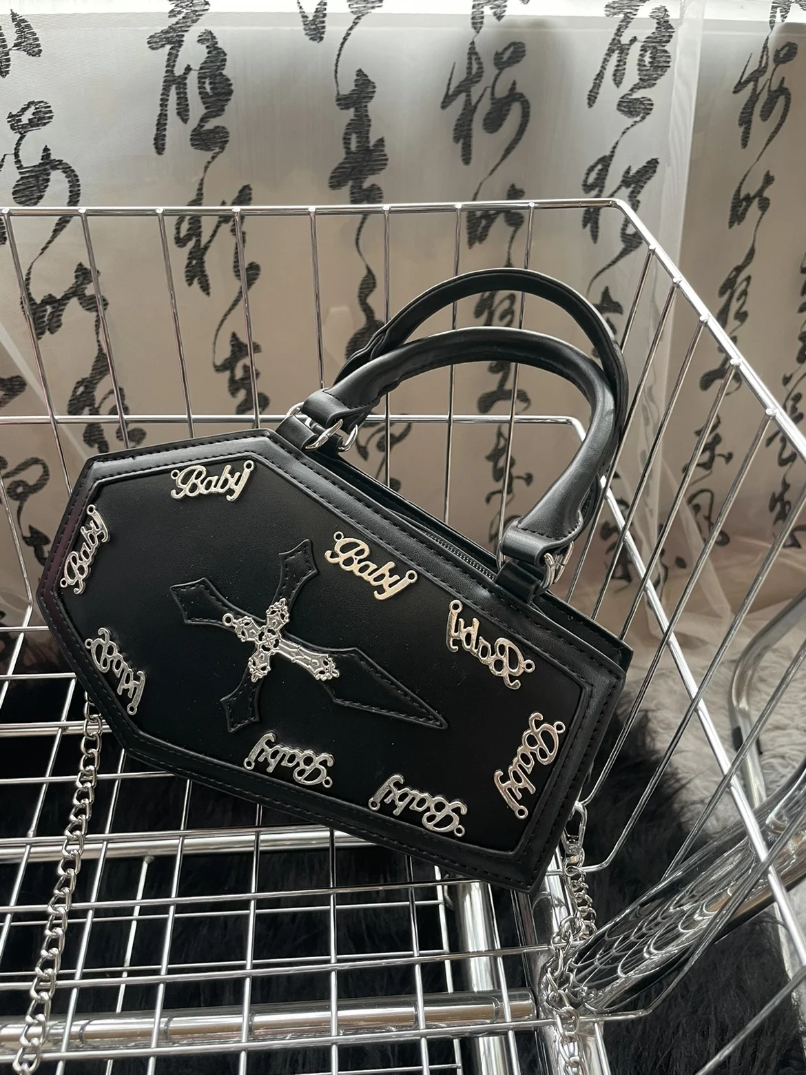 Gothic torby Crossbody dla kobiet torebka torba na ramię z trumną fajna torebka Y2K PU skóra Halloween torba