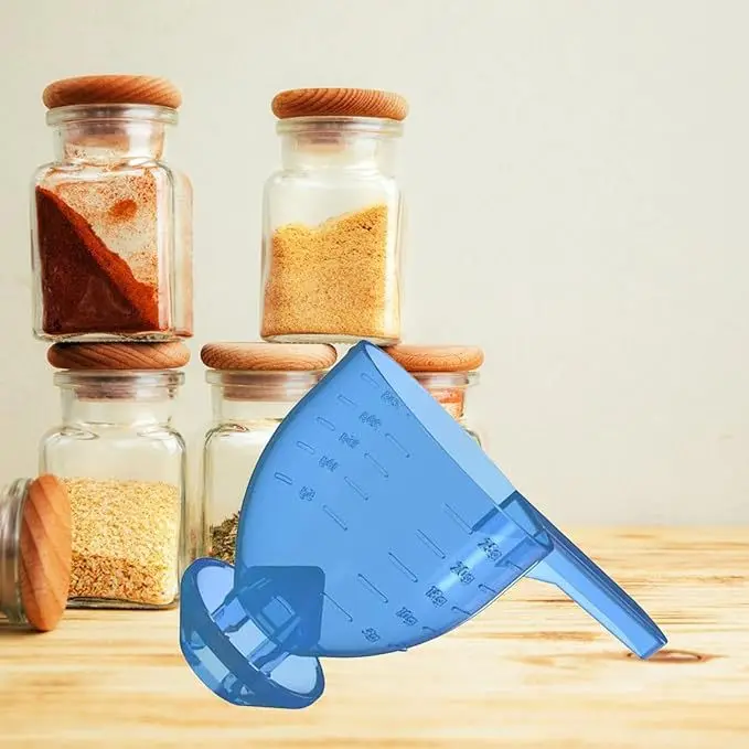 Durable Plastic Convenient Measuring Scoop Baking Kitchen Supplies Funnel Lightweight Kitchen Tool Seasoning Spoon