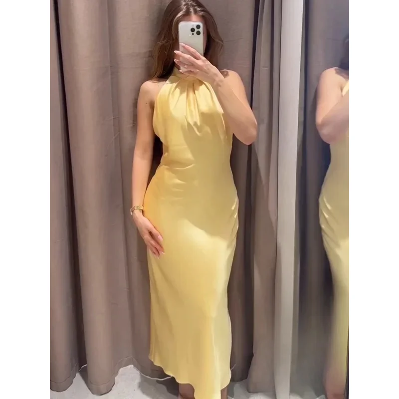 Robe Chic dos nu en soie pour femmes, col licou, sans manches, moulante, plissée, élégante, mode, robe de plage, été