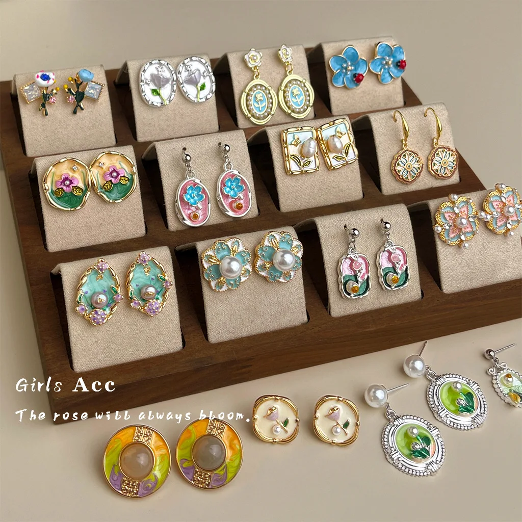 

Vintage French Style Enamel Oil Dripping Flower Drop Earrings For Women Retro Literary High end Medieval Ladies Ear Jewelry