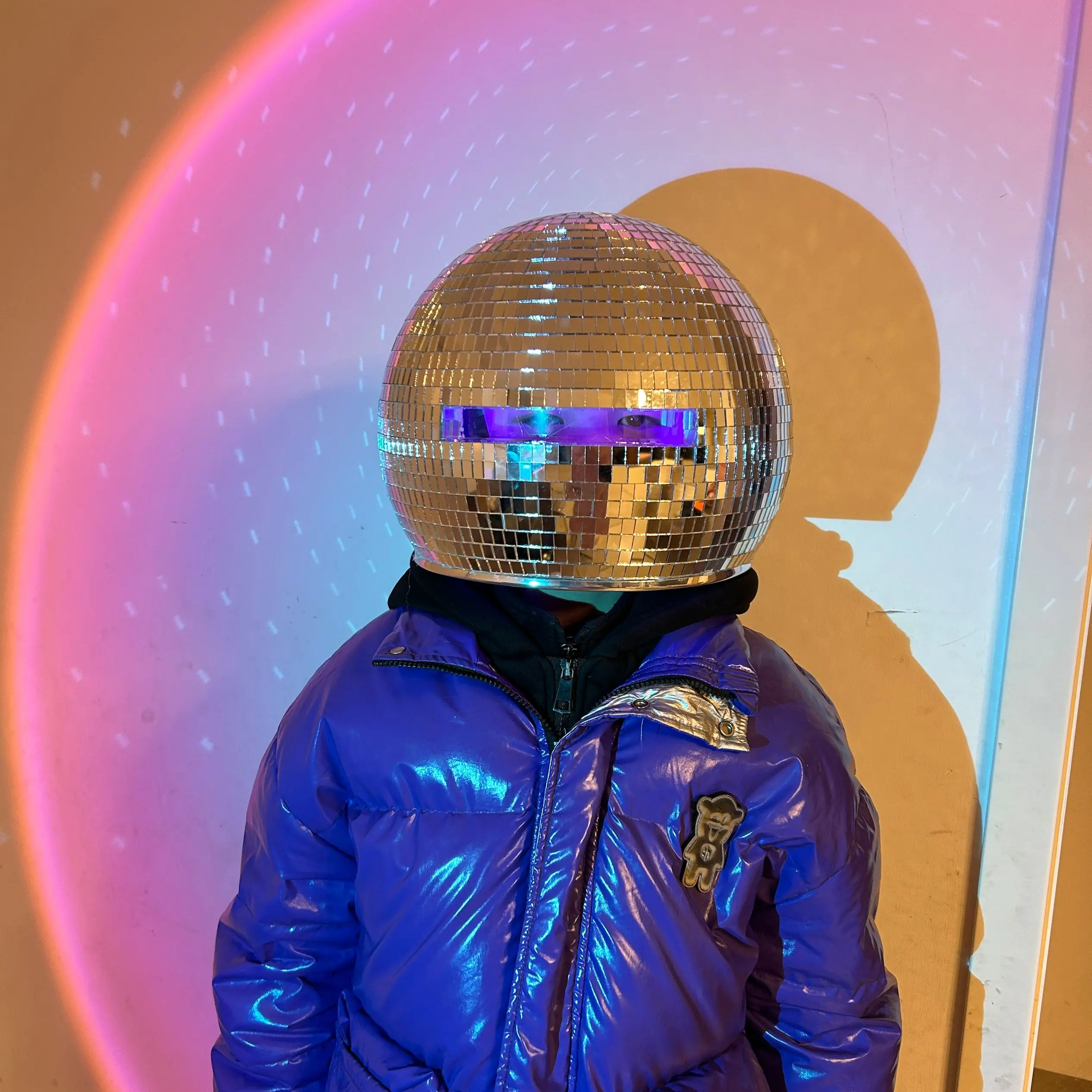 Ouro bola de discoteca capacete máscara espelho óculos metálico cosplay capacete do motor boate bar festa desempenho headwear palco prop