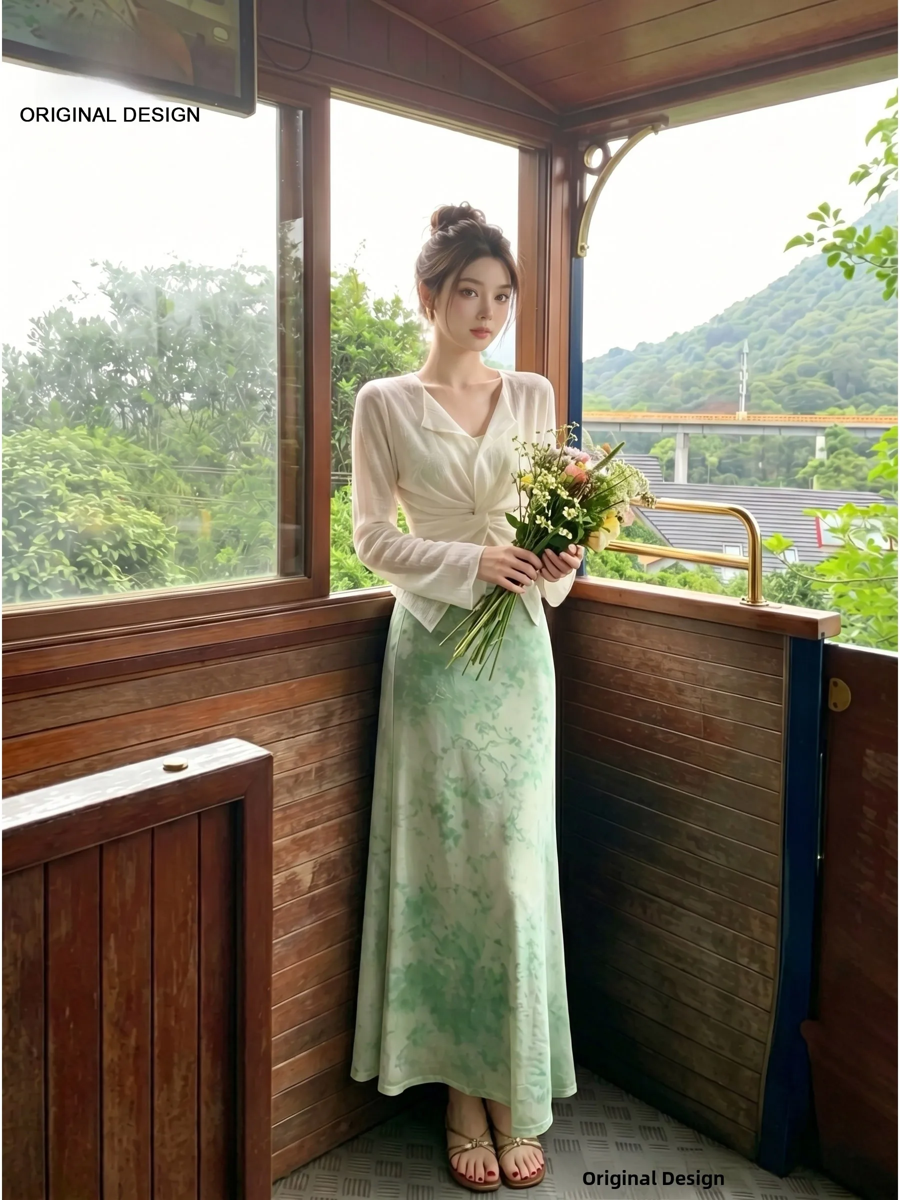 

New Chinese Style Knot Waist Top Inner Strap Green Dye Embroidery Half Skirt Women's 2026 New Summer Three-piece Set