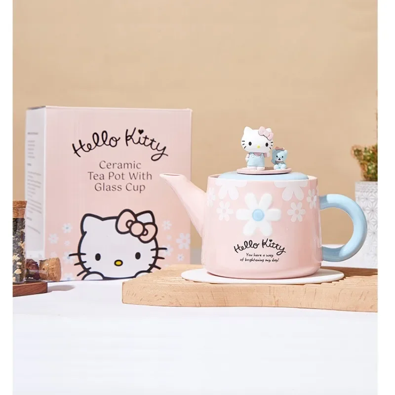 Sanrio Cartoon Animation Peripheral Hello Kitty Sakura Pink Teapot Jesienno-zimowy prezent na ukończenie szkoły dla przyjaciół i szkoły