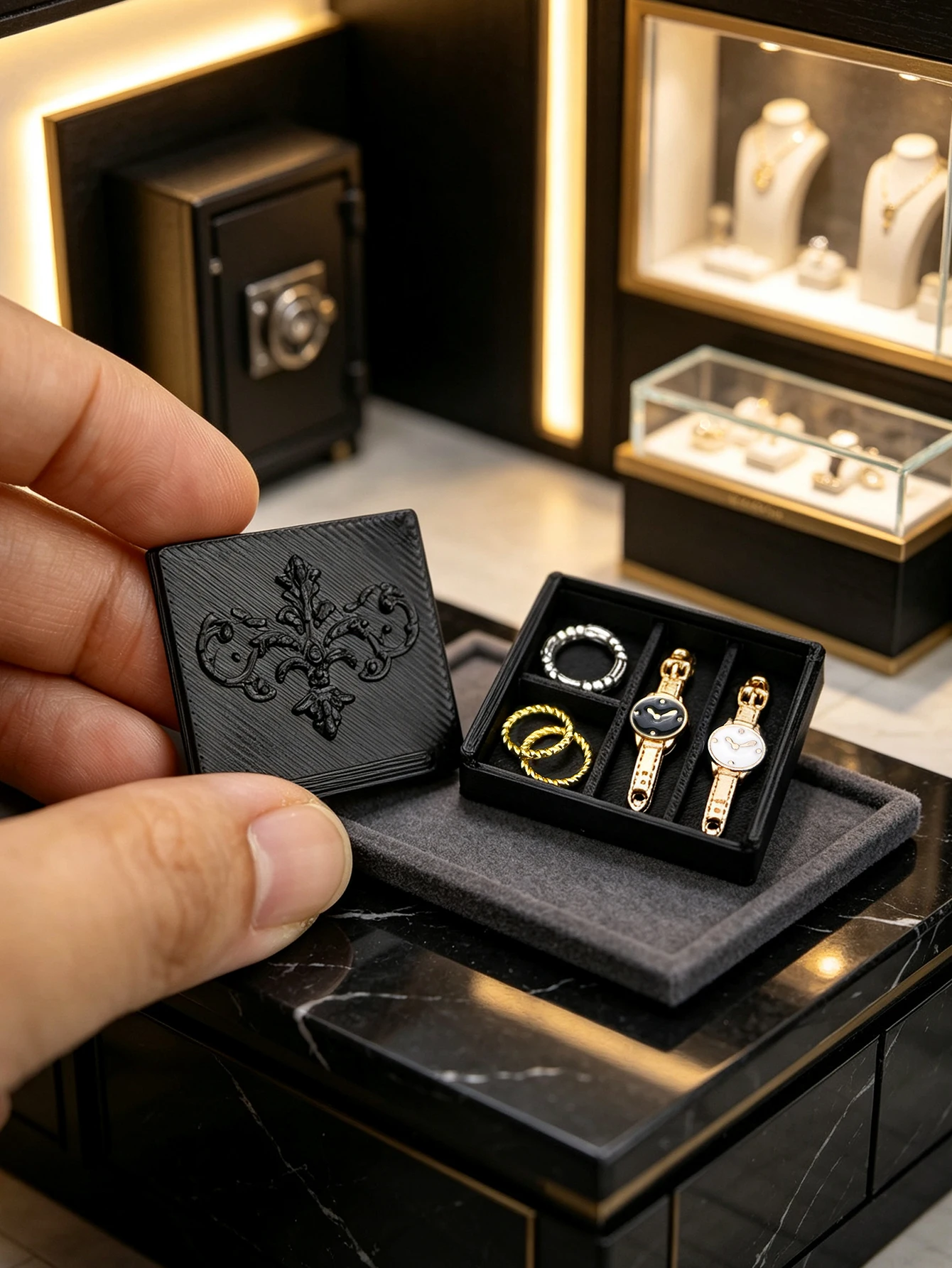 A miniature watch jewelry box - Jewelry Y Watches ulasan dan harga