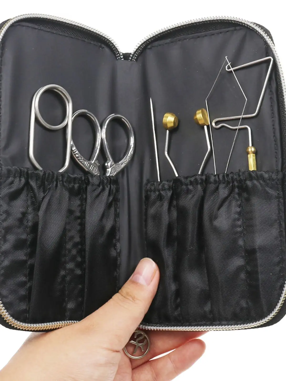 Kit para atar moscas Free Fisher – Crystal Flash y materiales - imagen 2