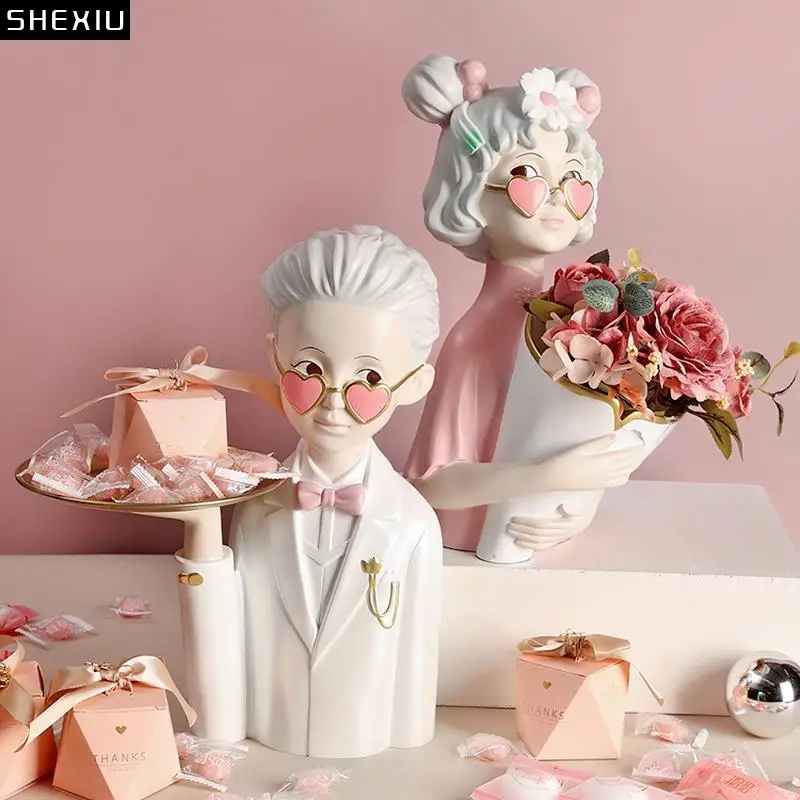 

European Gentleman Men's Cute Girl Statue Storage Tray Flower Pot Desktop Decoration Candy Storage Tray Flower Vase Home Decor