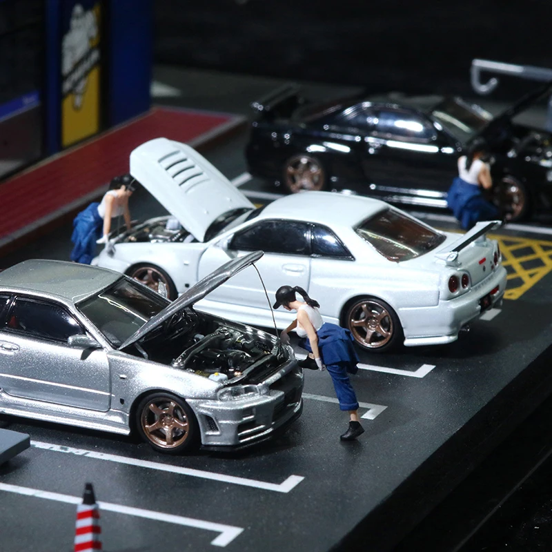 Time Micro: Mais Arte 1:64 GTR Reparadores em Figuras de Resina Vermelho/Negro/Gulf para Modelo de Carro Esportivo Coleção, Exibição e Presente