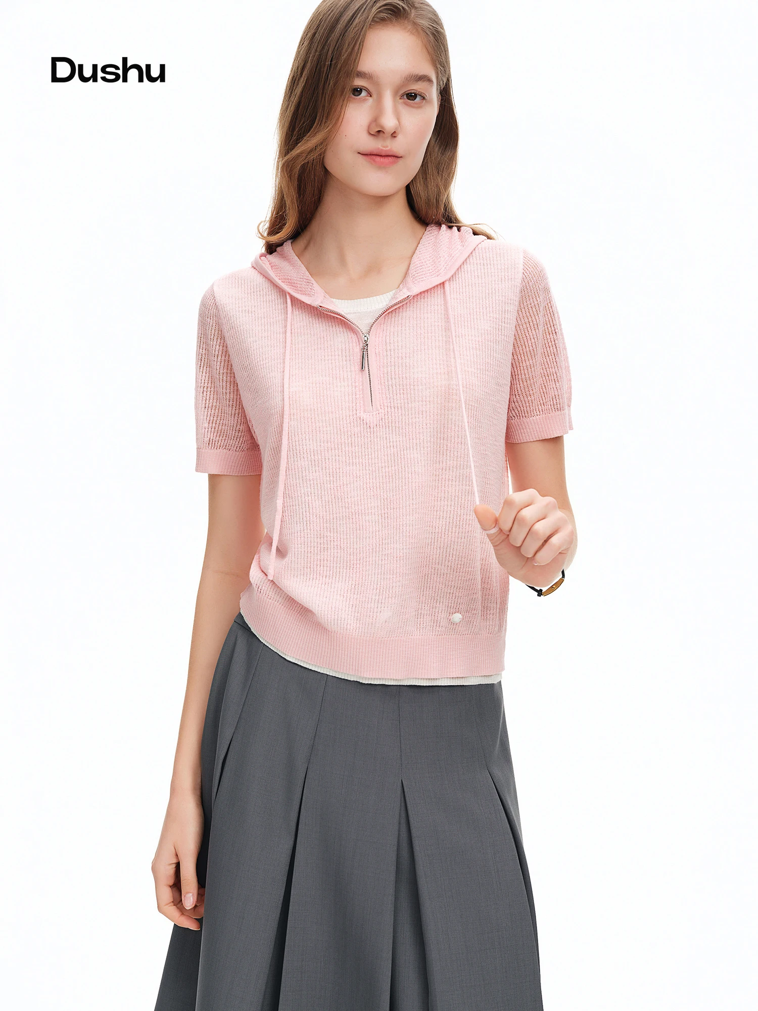 

DUSHU Women's Glow Two-Piece Design Straight Shoulder Hooded Knit Blouse New 2026 Summer Arrival Breathable Knitwear Pullovers