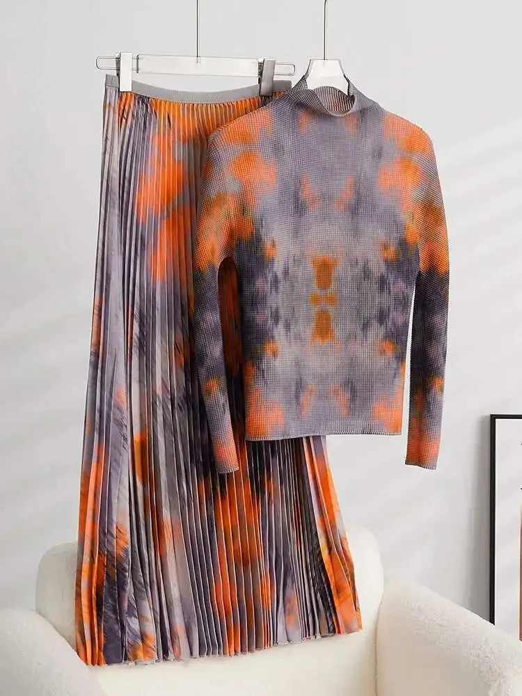 

Printed Pleated Two-piece Half-body Skirt Set Women's High Neck Long Sleeve Top High Waist Half-body Skirt Miyake 2025 Summer