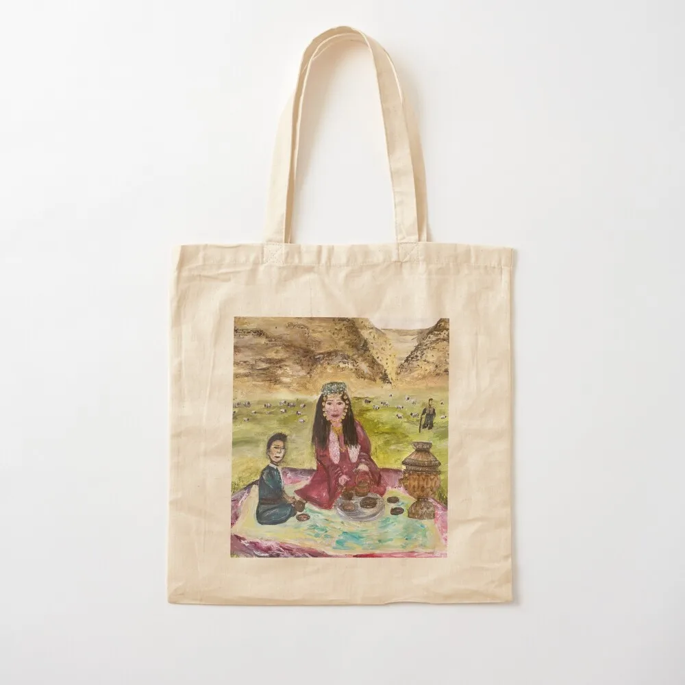 Helin + Aran en las Montañas Kurdeas Tote Bag