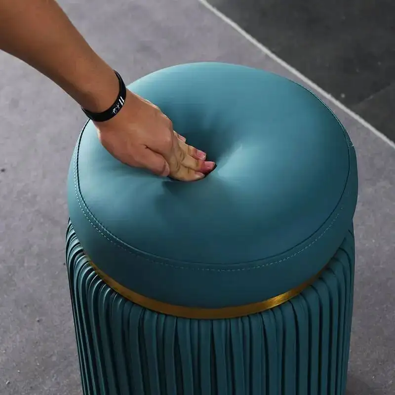 Light Luxury Dressing Stool Bedroom Makeup Stool Small Spartment Leather Shoe Changing Stool Ottoman Pouf Small Round Stools