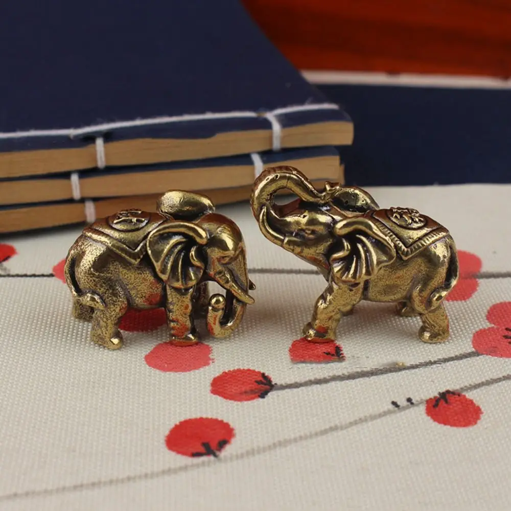 Durable Solid Blessed Elephan Miniatures Mini Cute Lucky Elephant Statue Crafts Retro Copper Animal Sculpture Home Decor