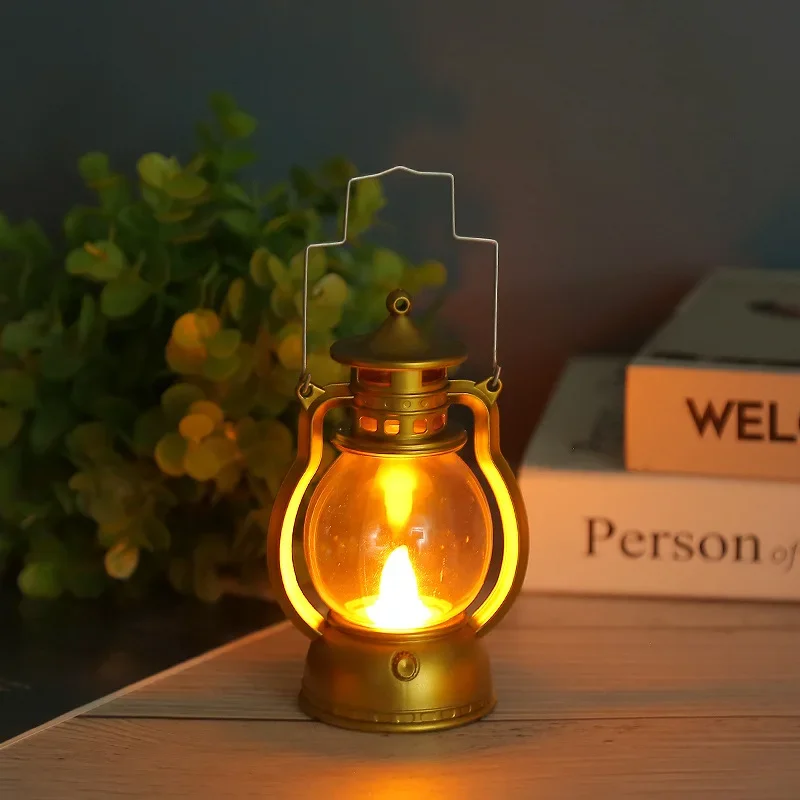 Retro Portable Lantern Vintage LED Light Christmas Decoration Halloween Electronic Candlestick Bar Atmosphere Layout Light