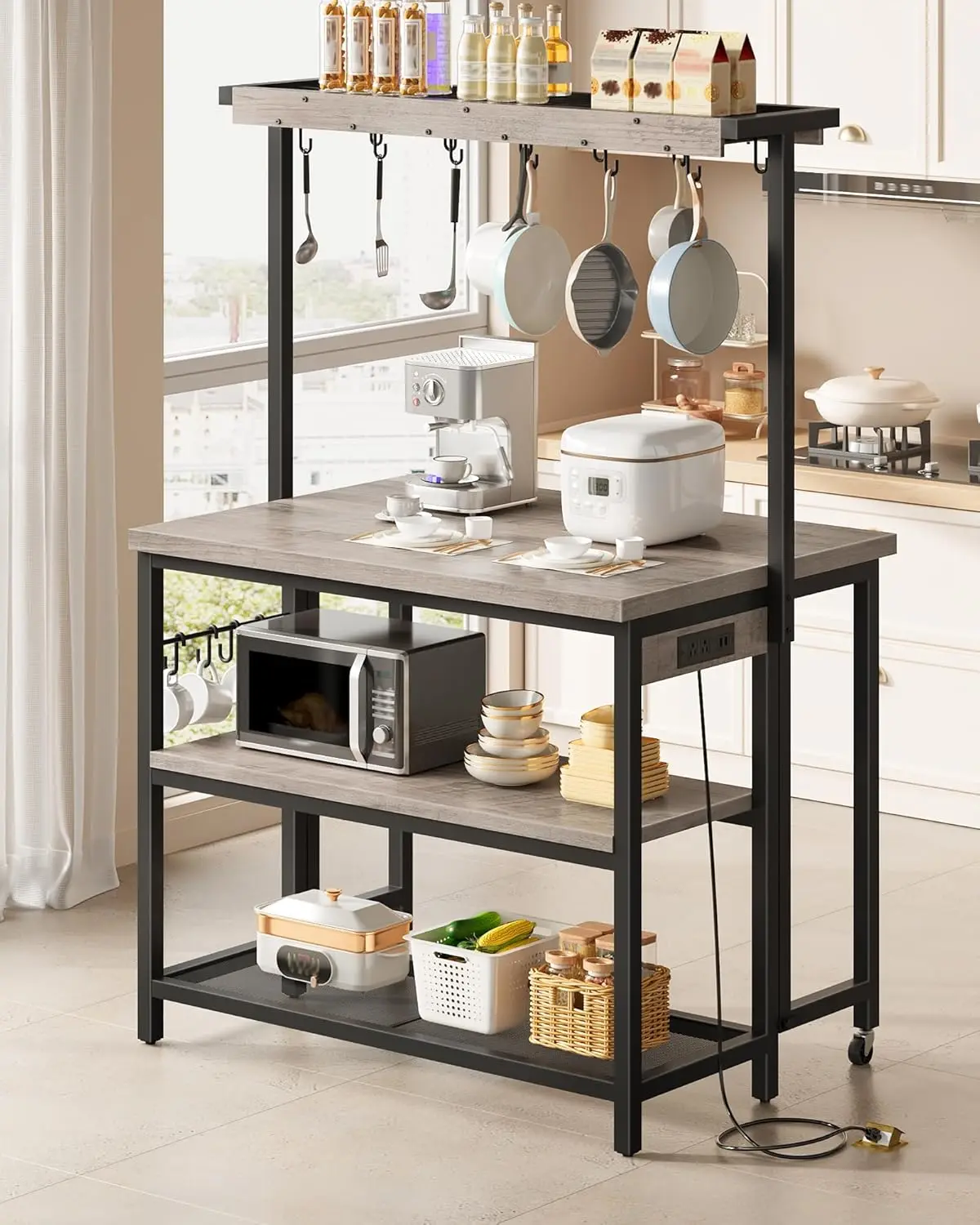 Kitchen Island With…