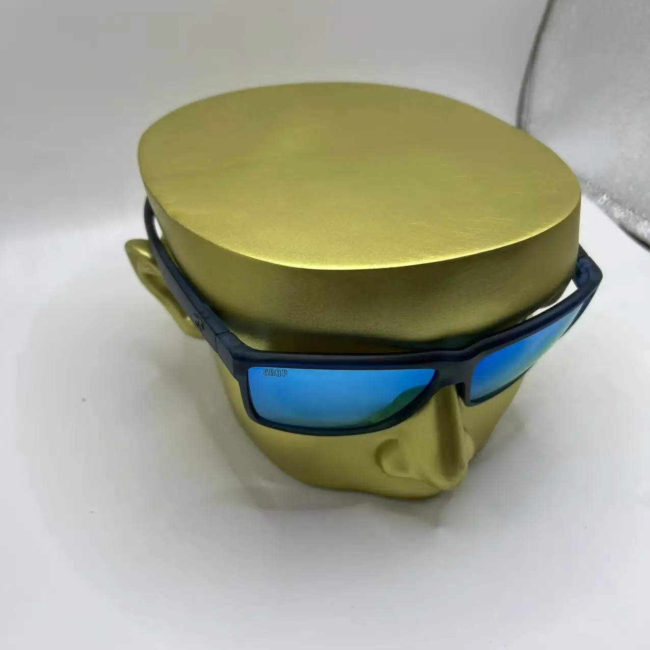 Gafas de moda de inspiración vintage para hombre con monturas curvas grandes: perfectas para fiestas