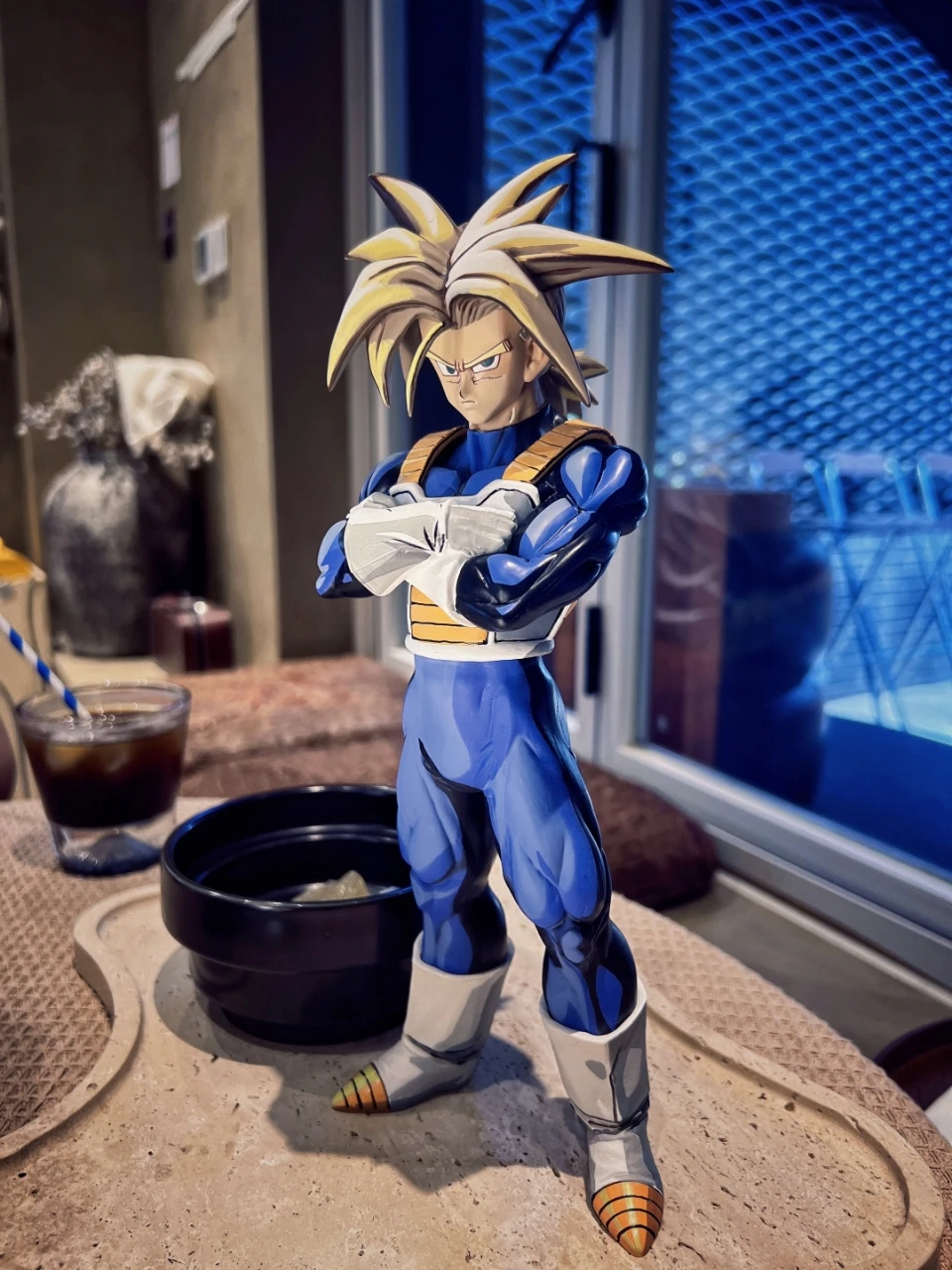 IN VOORRAAD Dragon Ball Z Toekomst Trunks SSJ Anime Figuren LK Model Staande Standbeeld Collectable Ornament Action Beeldje Speelgoed Geschenken