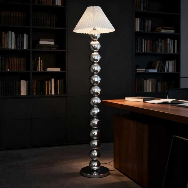 الأوروبي الكهربائي الحديد المطاوع مصباح أرضي الأبيض مطوي النسيج عاكس الضوء غرفة المعيشة غرفة نوم مطعم LED ضوء قائم #4