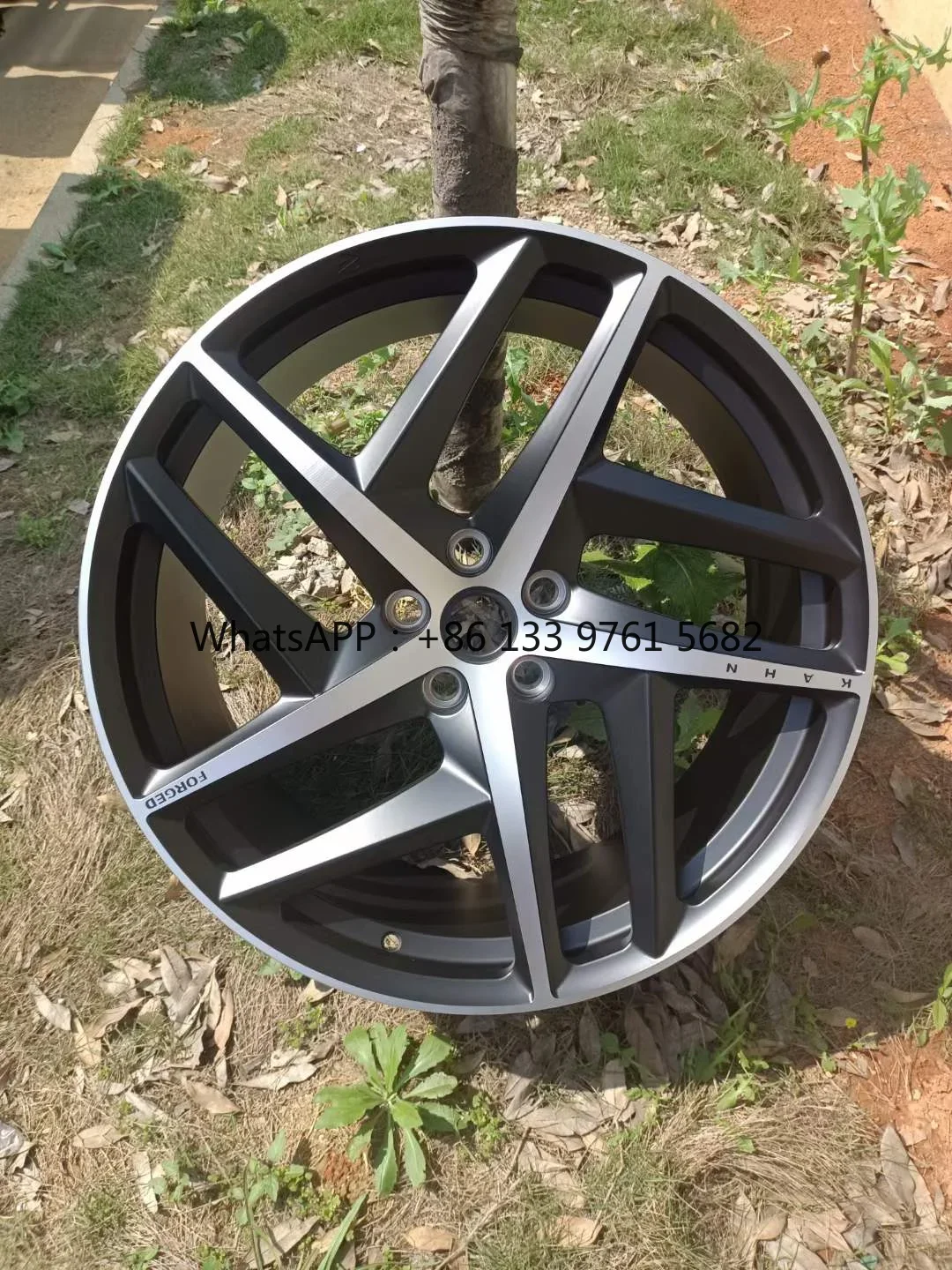 2025 حار SaleFactory بيع مختلف محاور التكنولوجيا الناضجة في محور عجلة الإطارات كاب