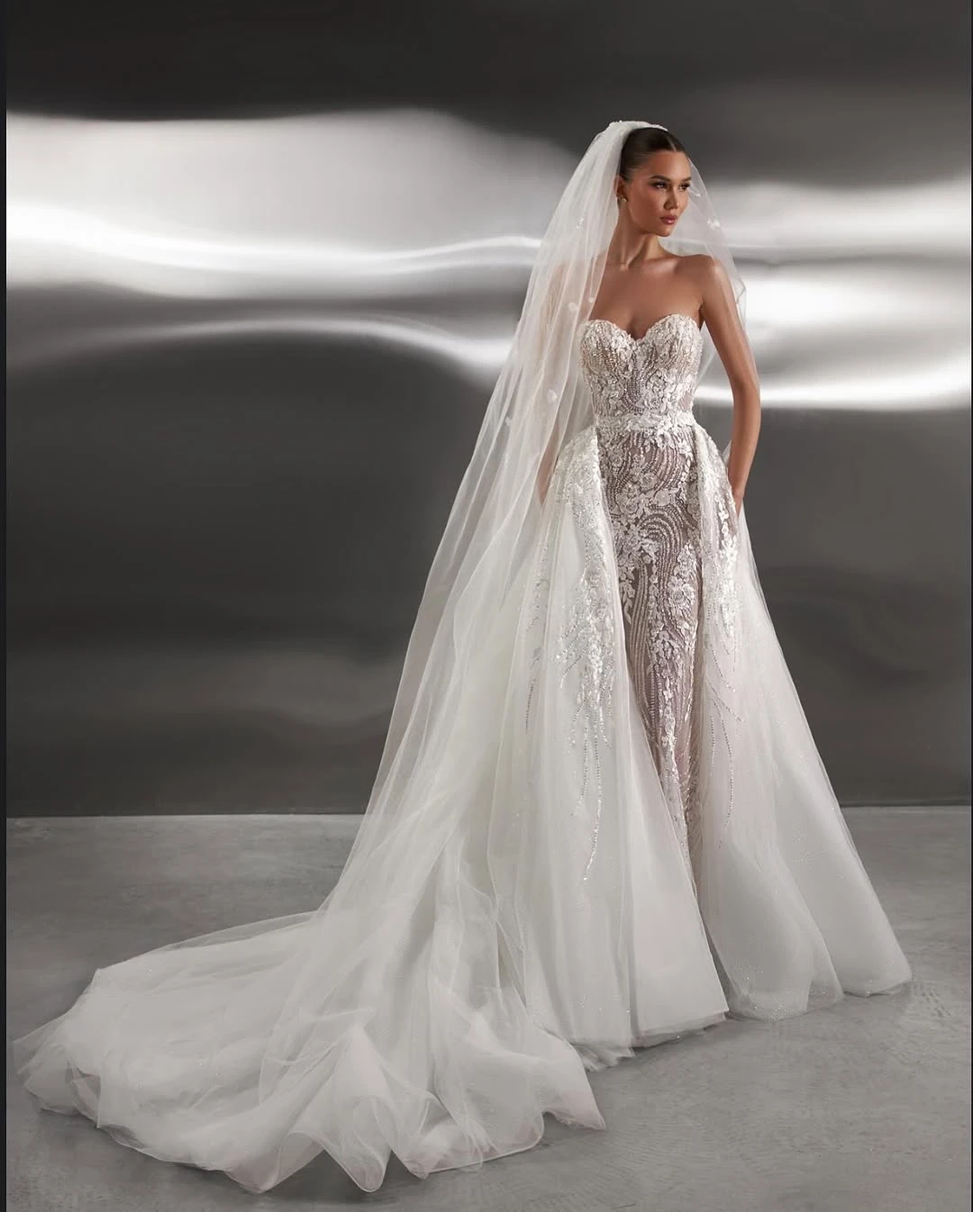 Prachtige trouwjurken zeemeermin strapless applicaties rugloze mouwloze bruidsjurken feestjurk vestido de noiva op maat