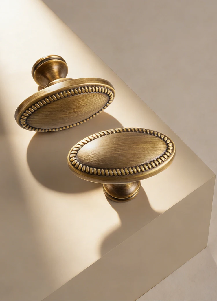 Dooroom Möbelgriff aus massivem Messing, Retro-Design, Schrank-, Kleiderschrank-, Schminktisch- und Schubladengriff, T-förmiger Knopf, Großhandel verfügbar – Detail 6