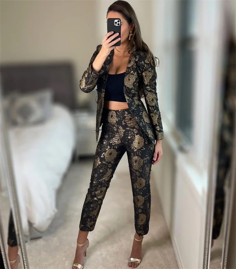 Rose Jacquard Vrouwen Suits Fashion Prom Jurken V-hals Blazer + Broek 2 Delige Set Moderne Custom Made Ins Hot meisje Streetwear Jas