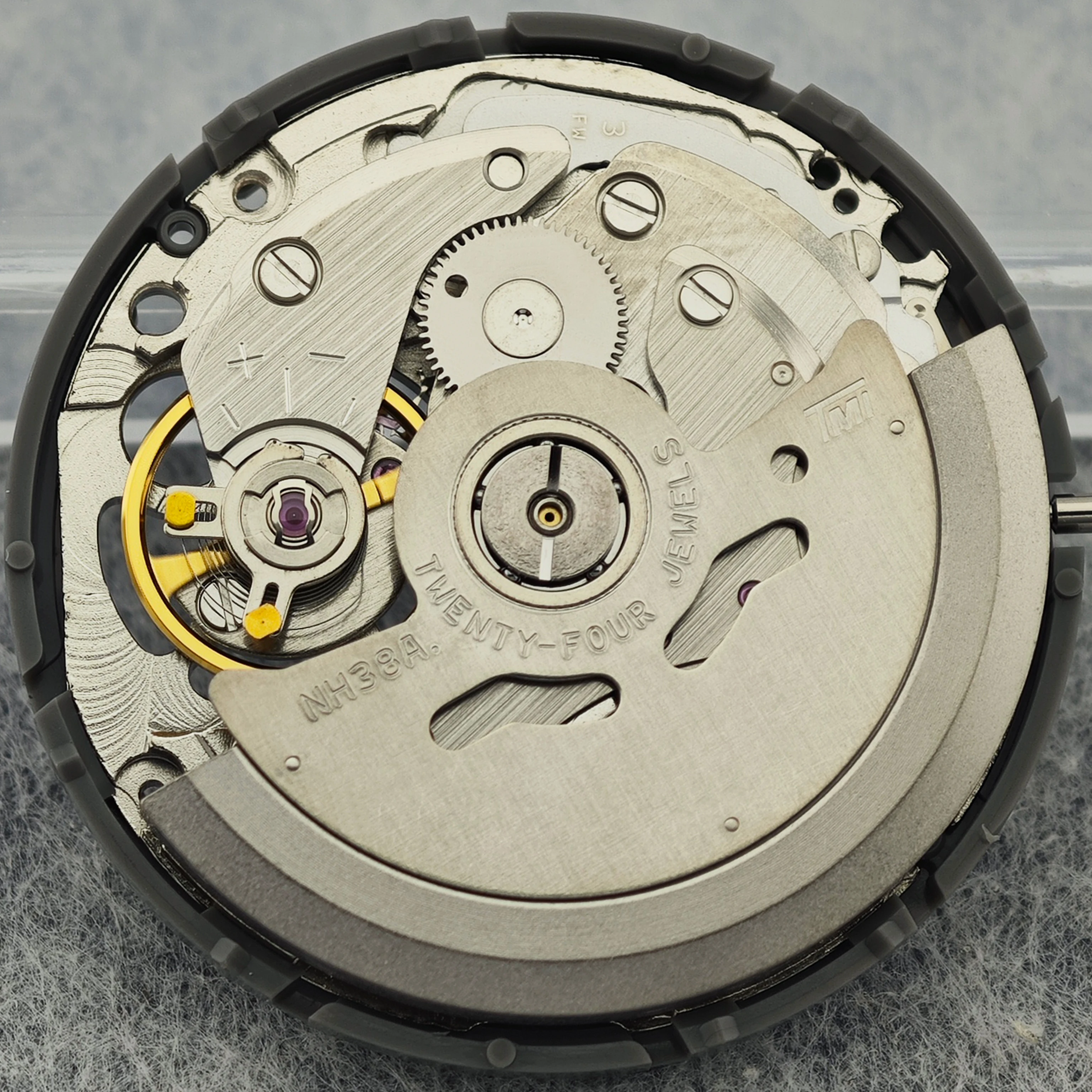 NH38 Original Japanese Automatic Mechanical Movement with 24 Jewels and High Precision Visible Escapement NH38A Movement